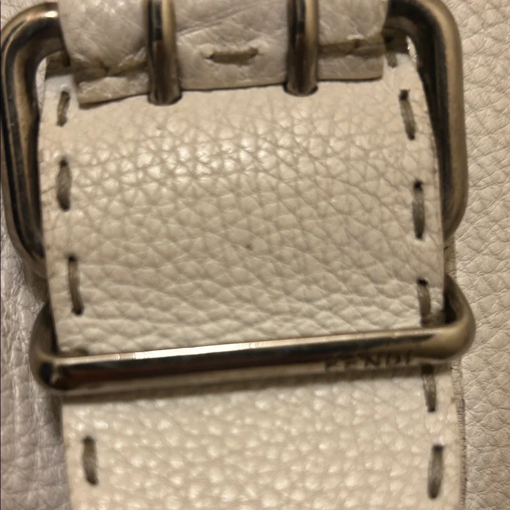 Fendi selleria authentic 925 vintage pebble leather vintage Cream Handbag - Picture 5 of 15